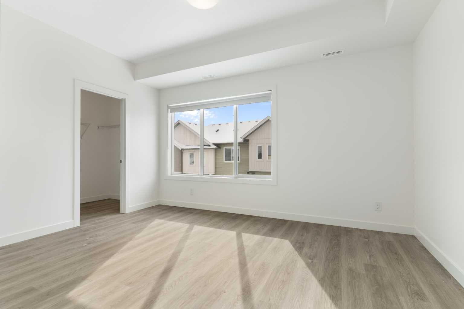 1303, 24 Rivercrest Drive 