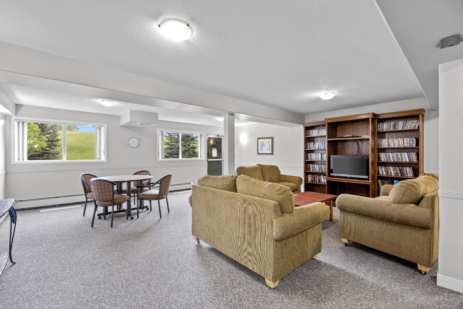 325, 5000 Somervale Court SW