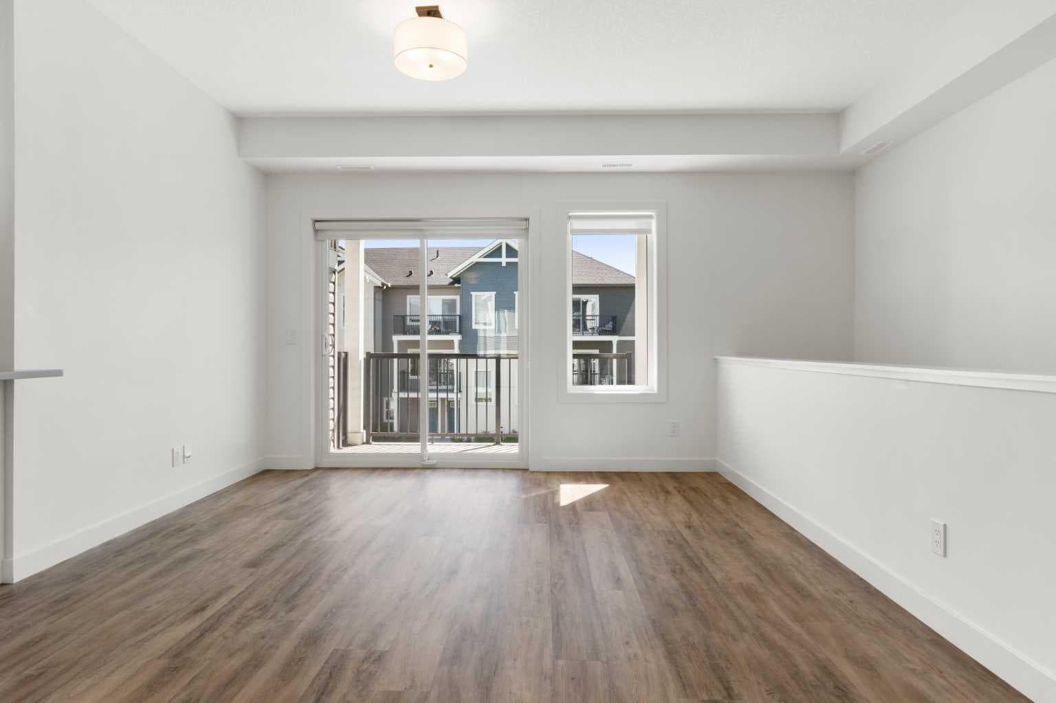 1804, 24 Rivercrest Drive 