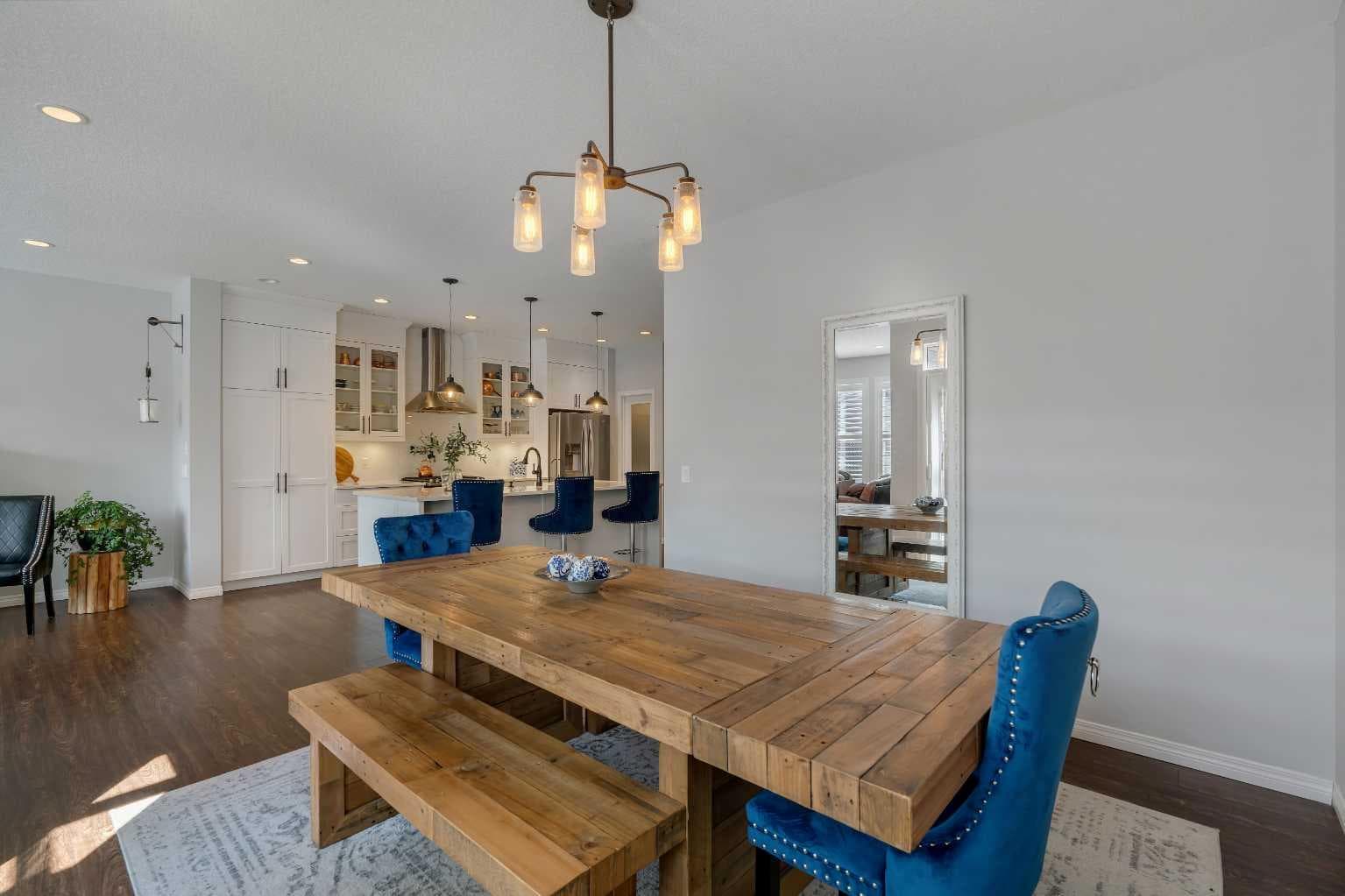 203 Bayview Circle SW