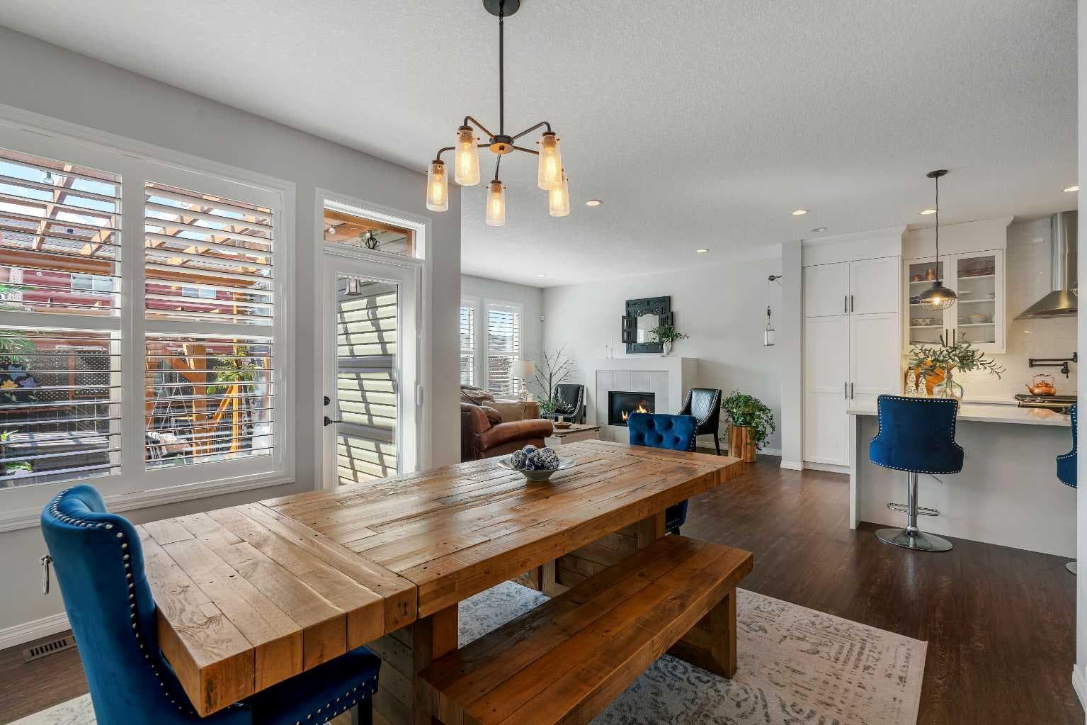 203 Bayview Circle SW