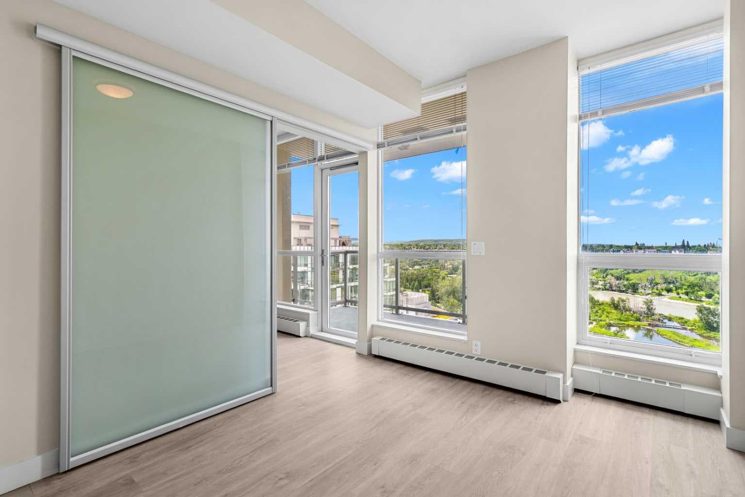 1712, 222 Riverfront Avenue SW