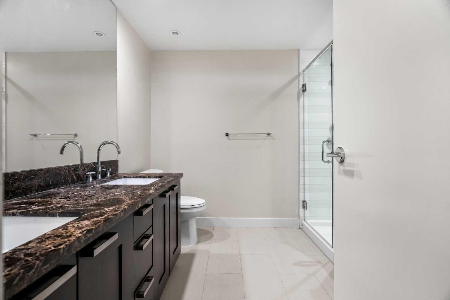 1712, 222 Riverfront Avenue SW