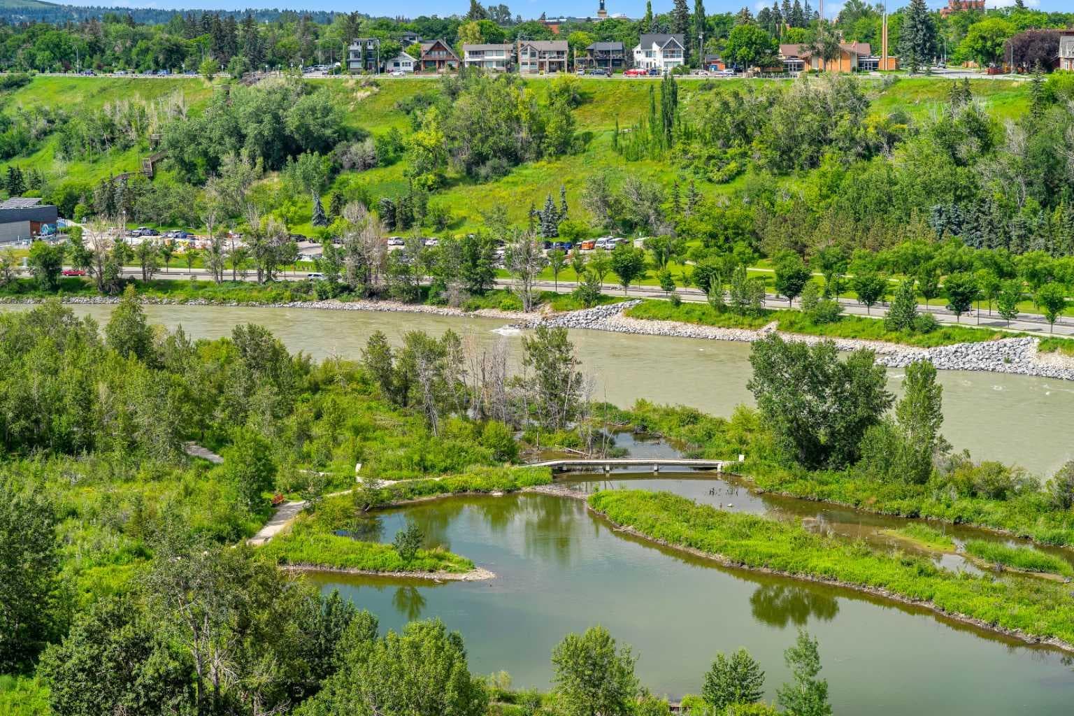 1712, 222 Riverfront Avenue SW