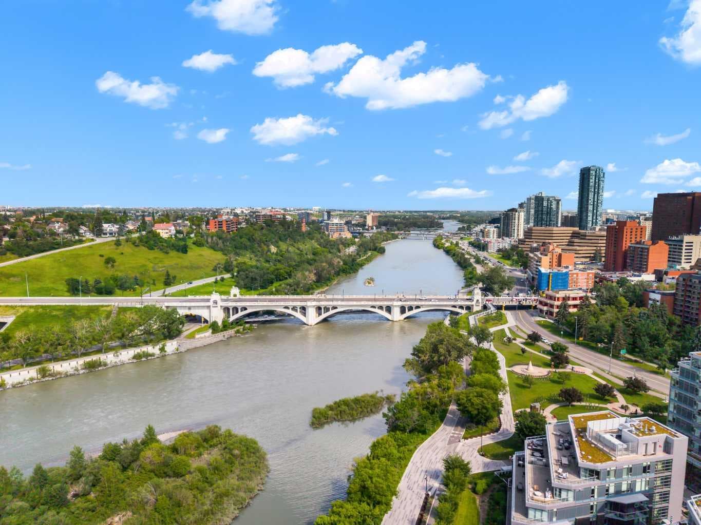 1712, 222 Riverfront Avenue SW