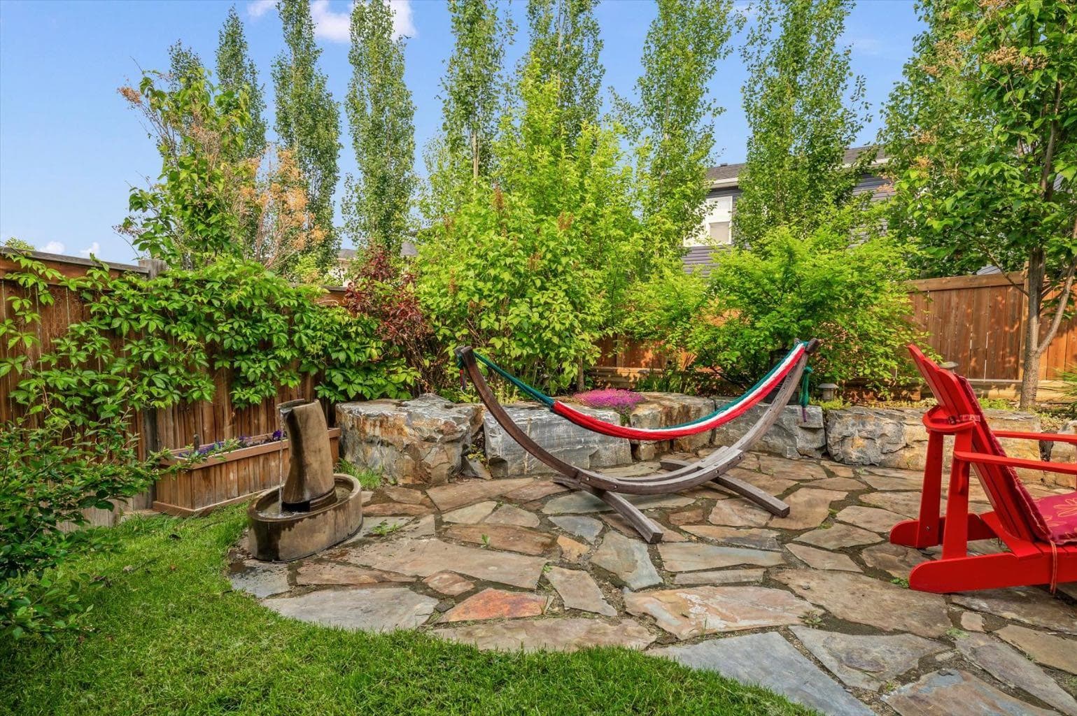 58 Crestbrook Drive SW