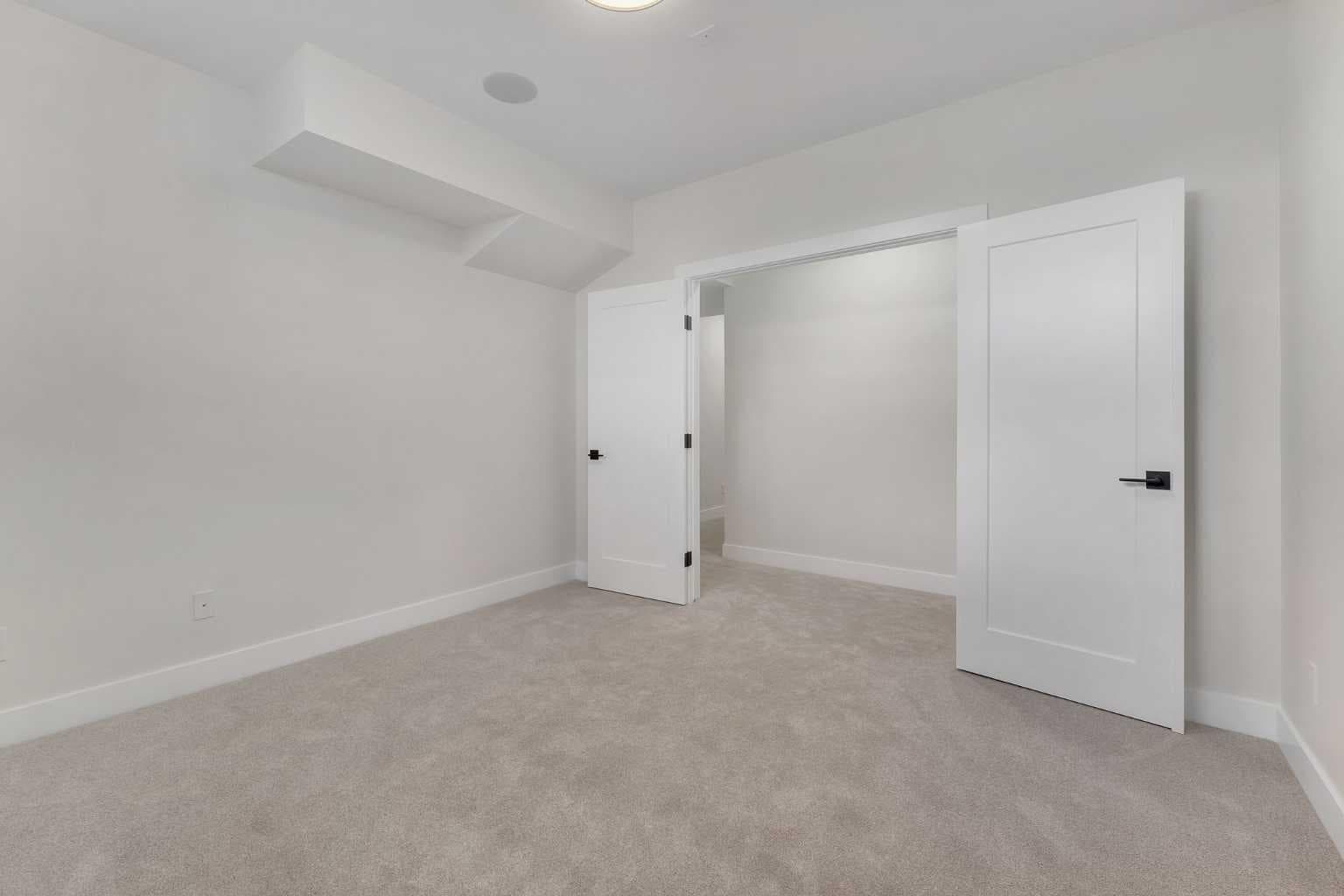 924 South shore Terrace 