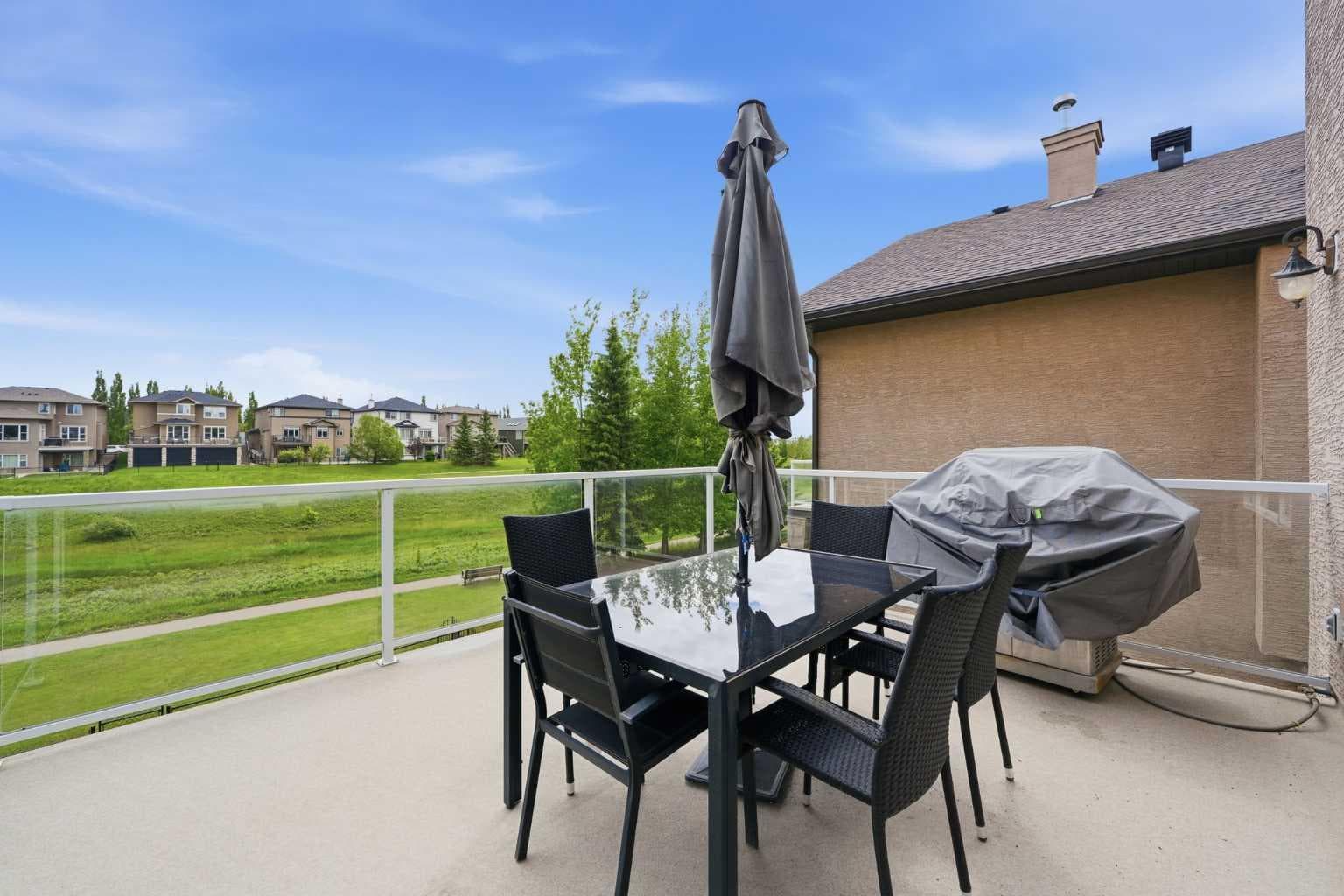 106 Panatella Crescent NW