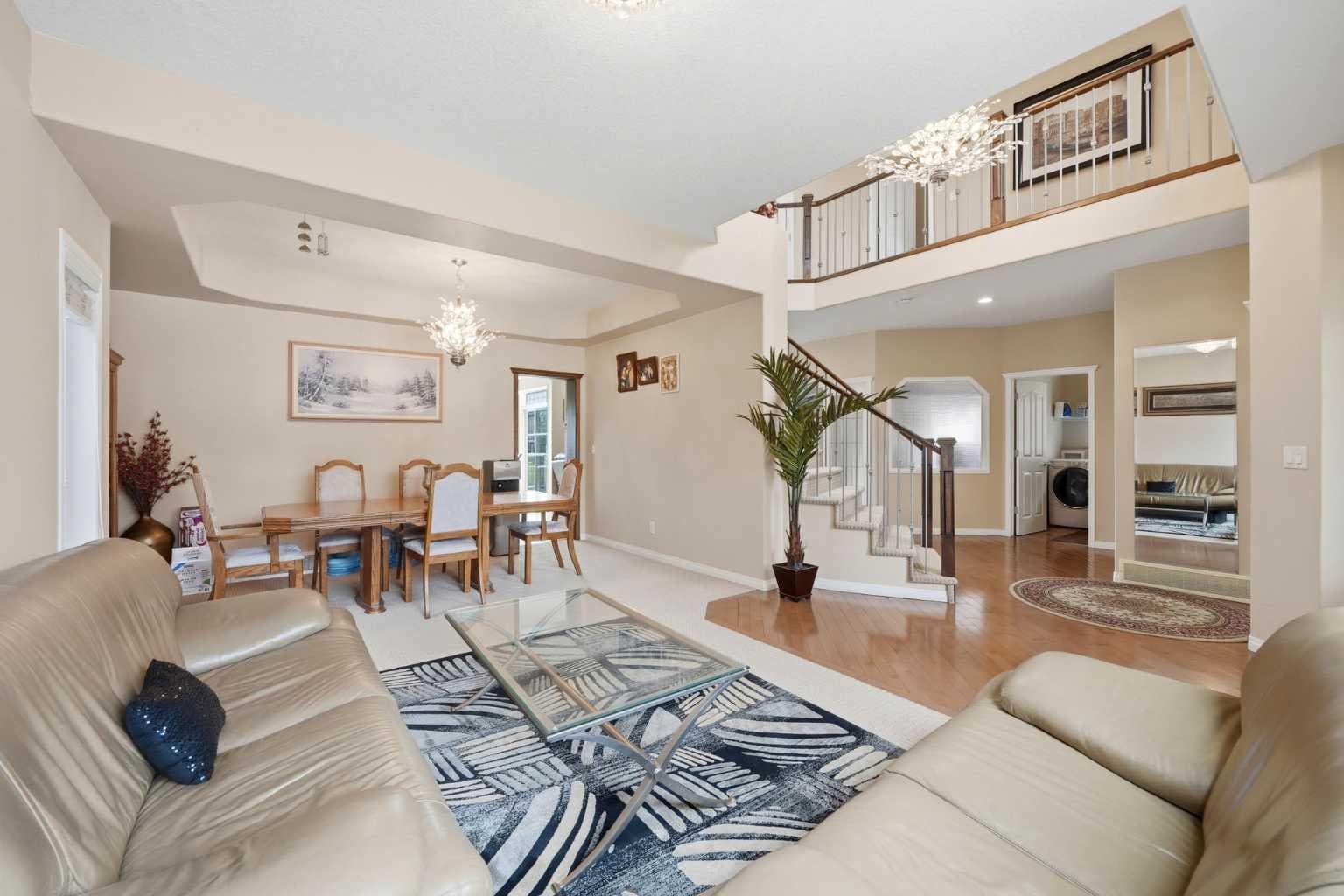 106 Panatella Crescent NW