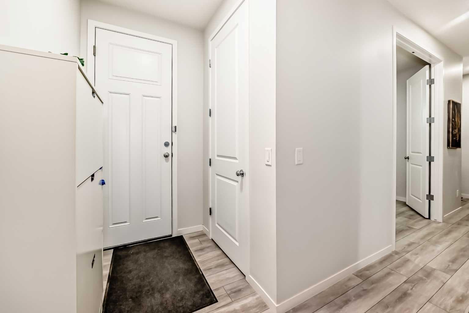 305 Edith Road NW