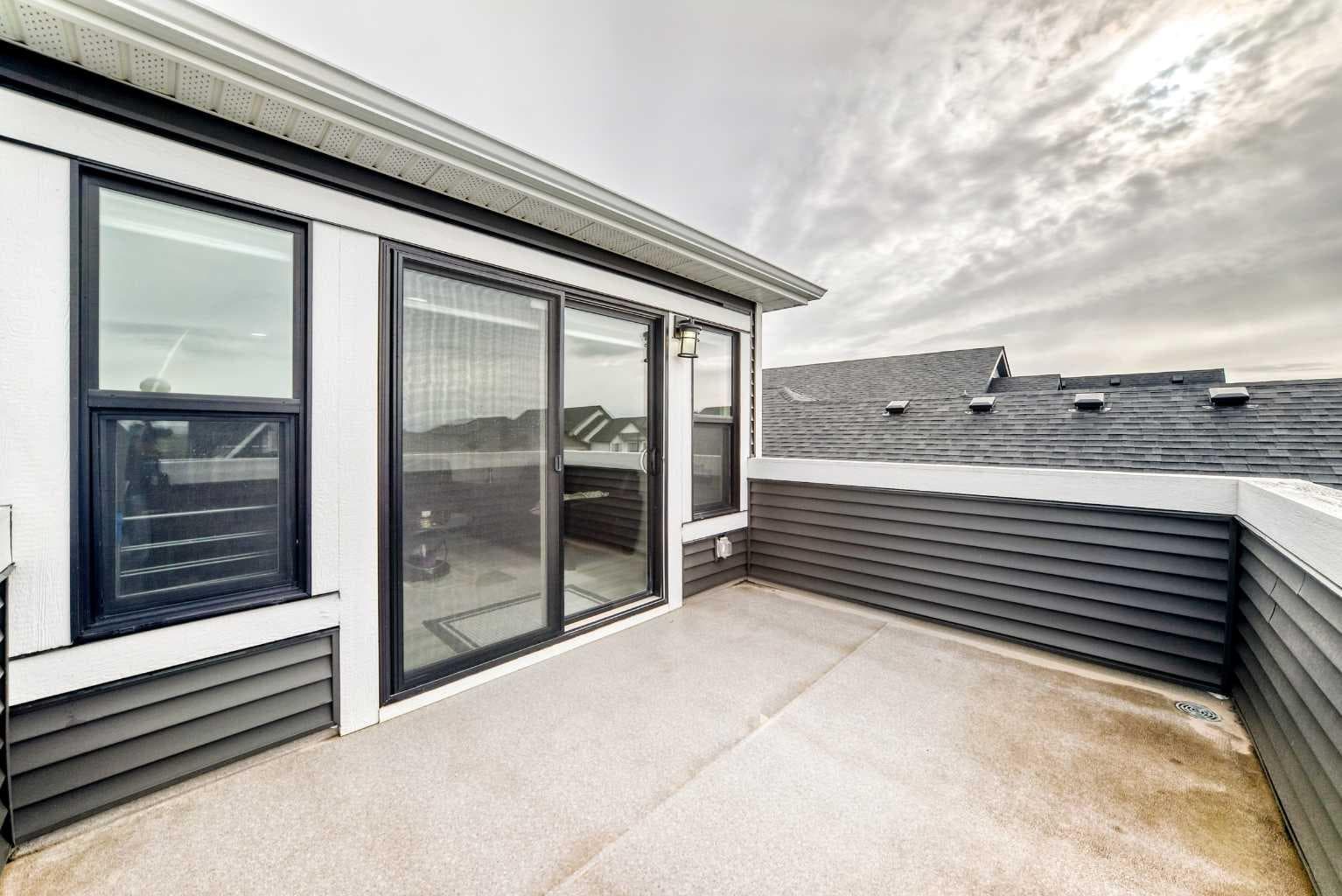 305 Edith Road NW