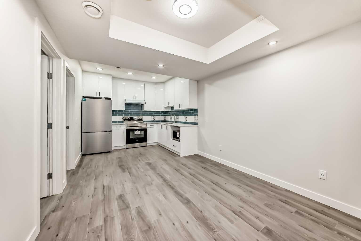 305 Edith Road NW