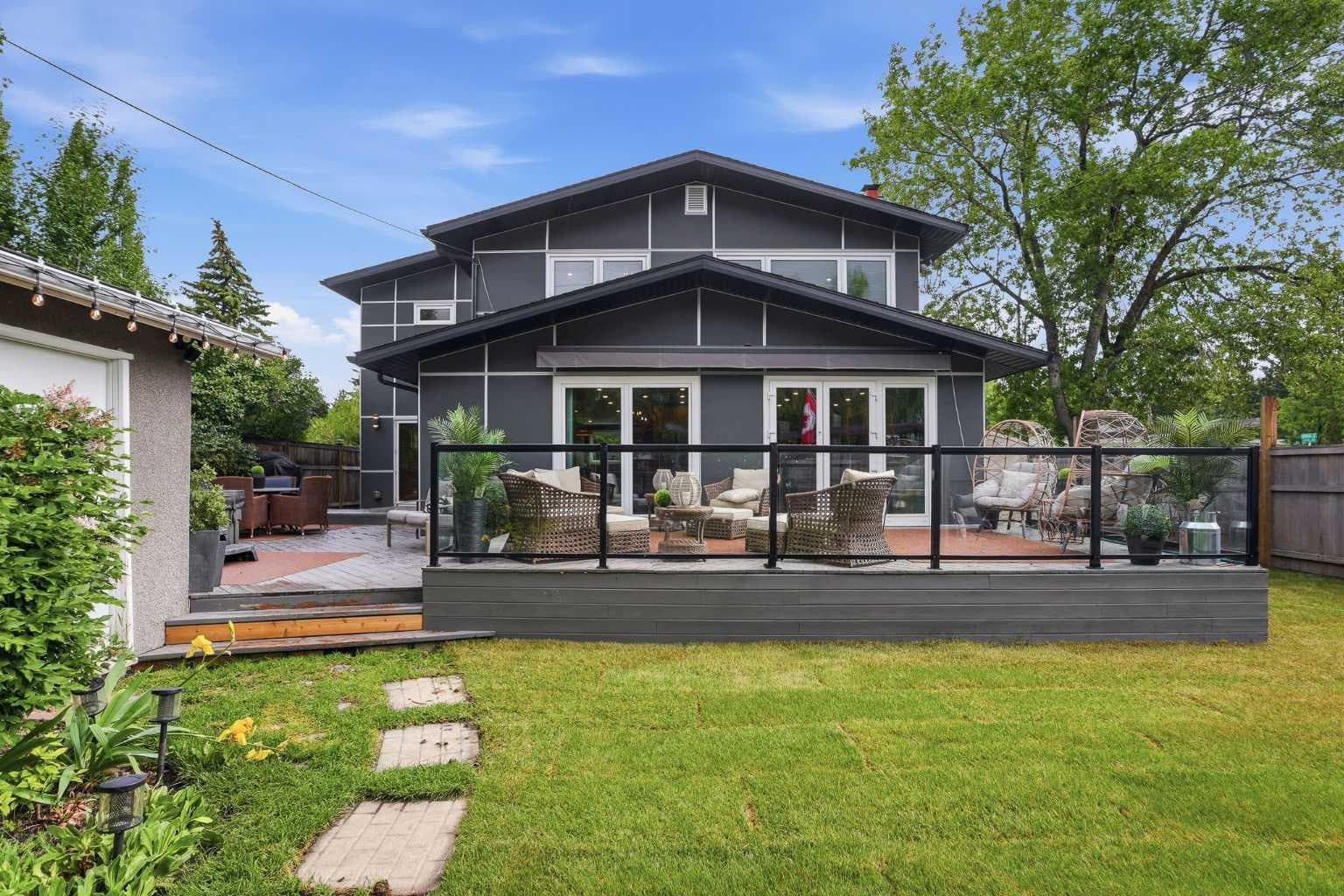 349 Capri Avenue NW