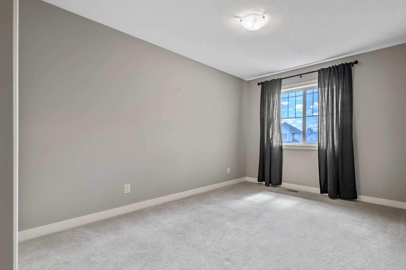78 Cranberry Avenue SE