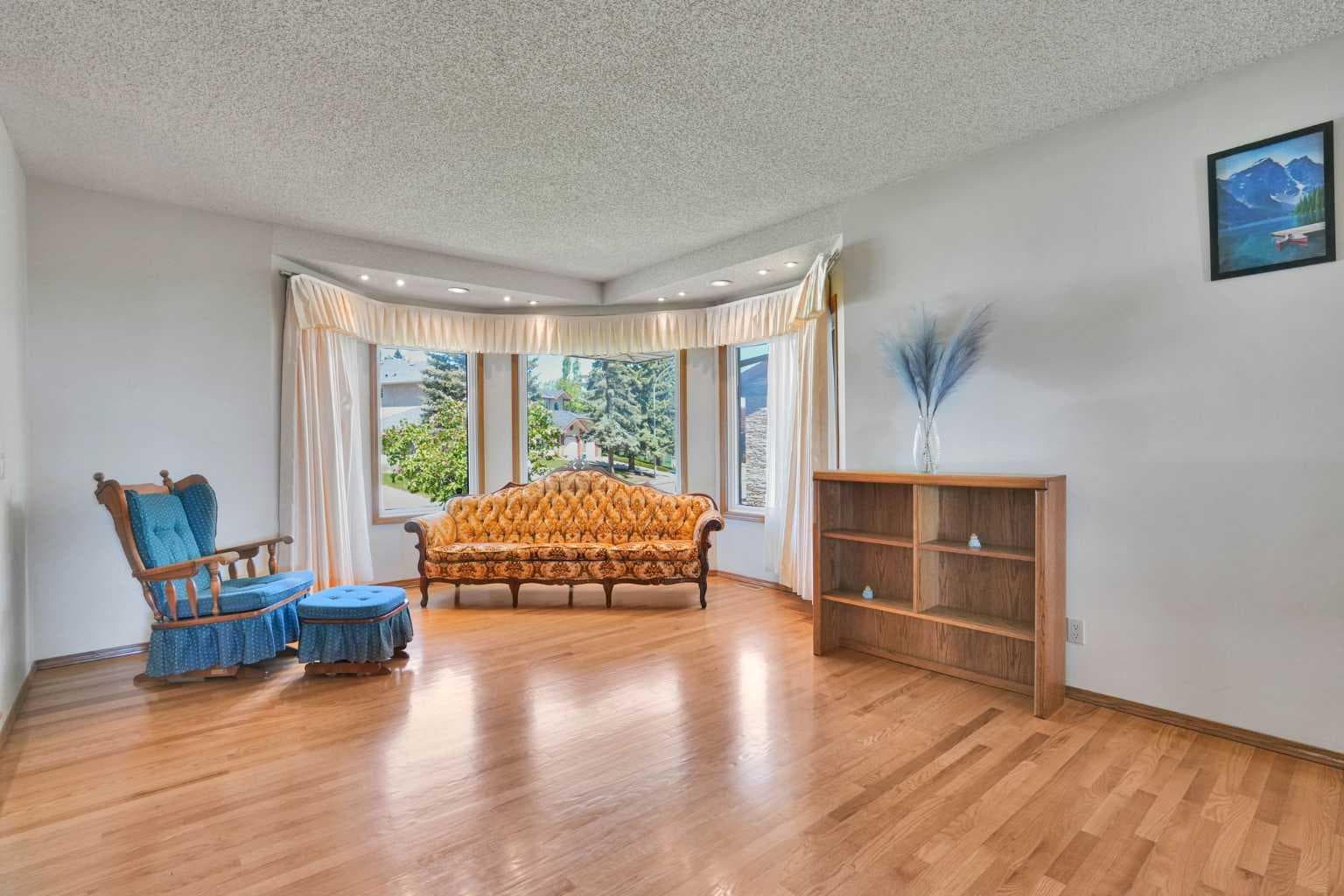 88 Edelweiss Drive NW