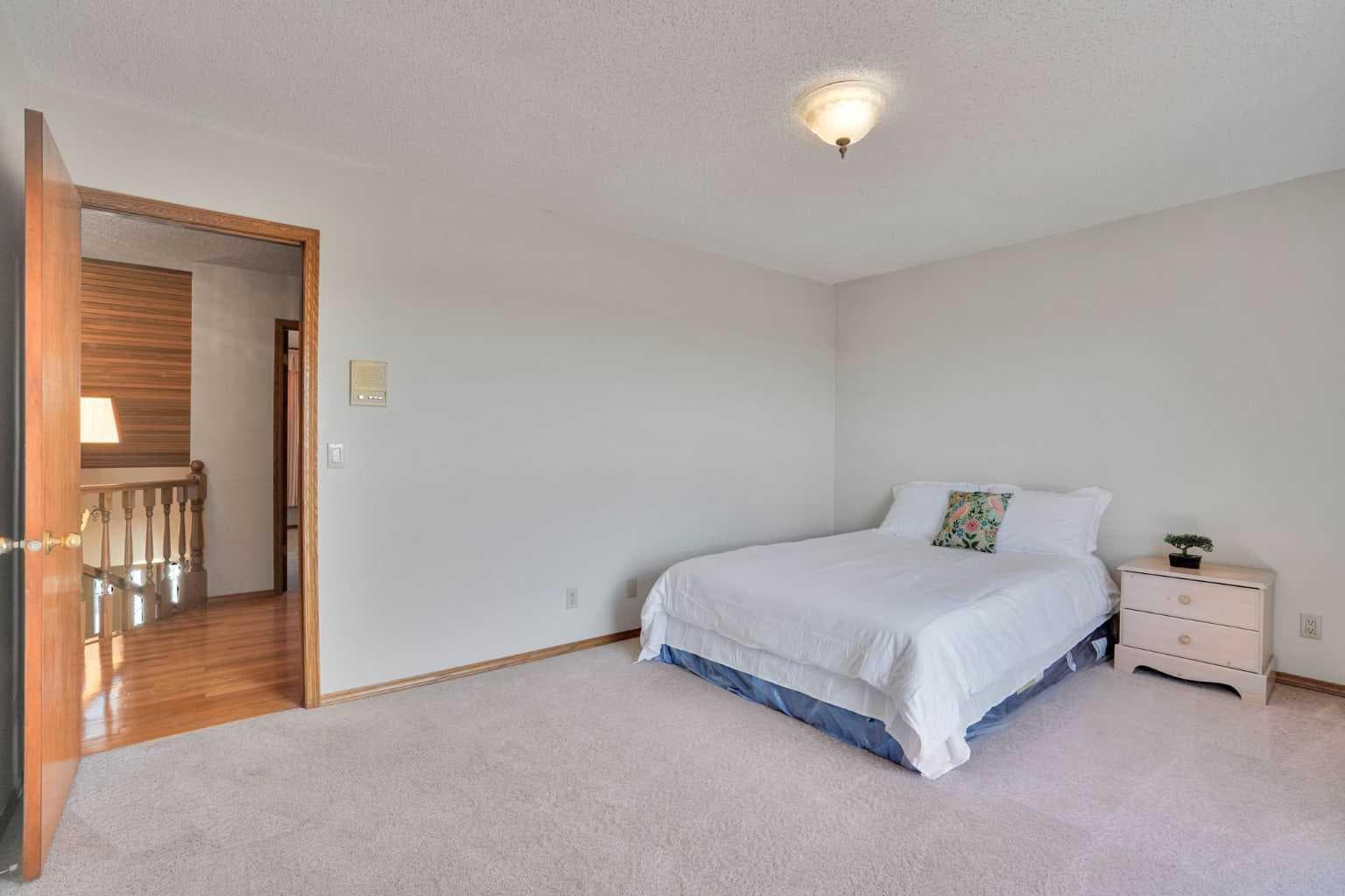 88 Edelweiss Drive NW