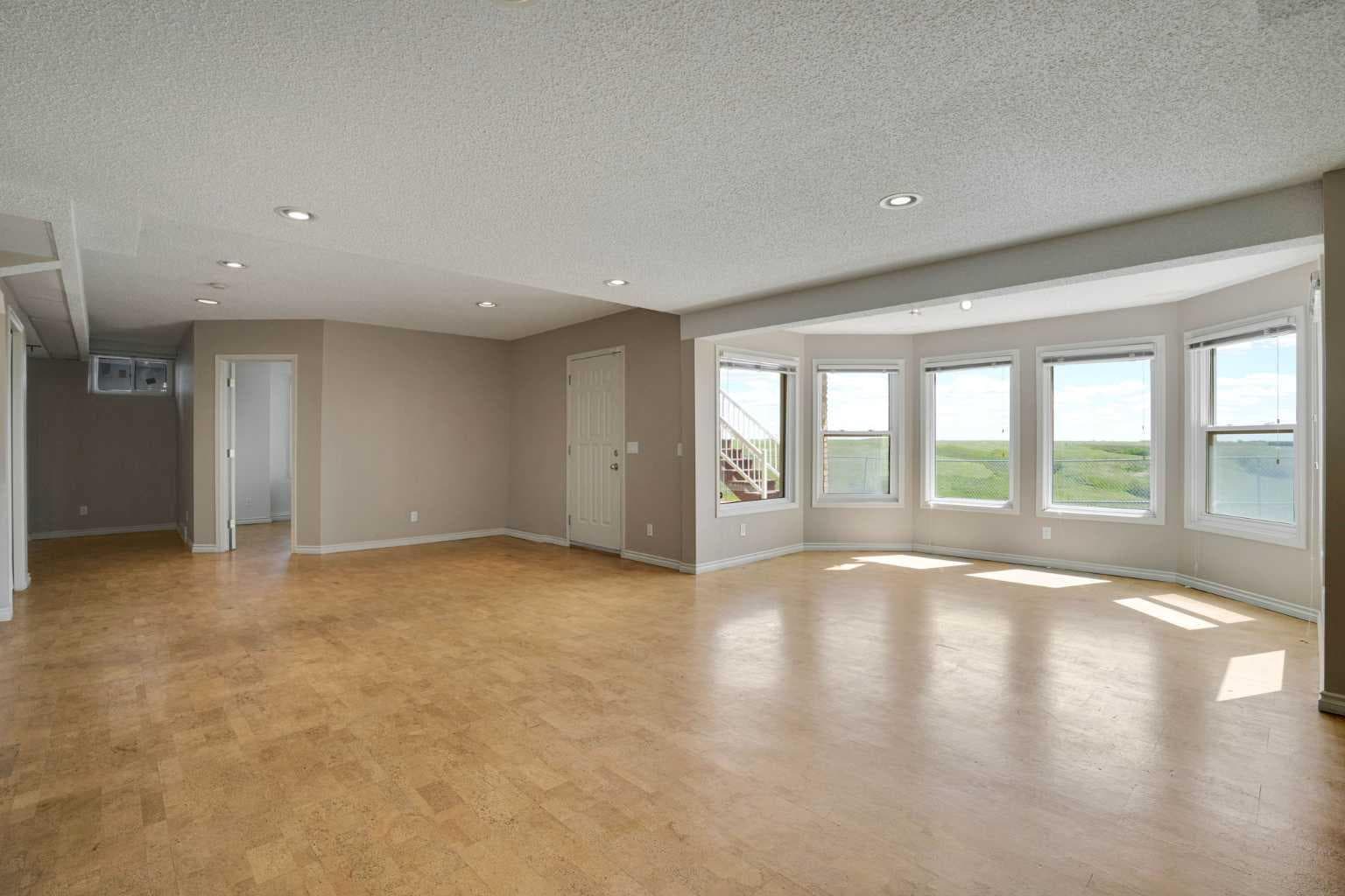 88 Edelweiss Drive NW