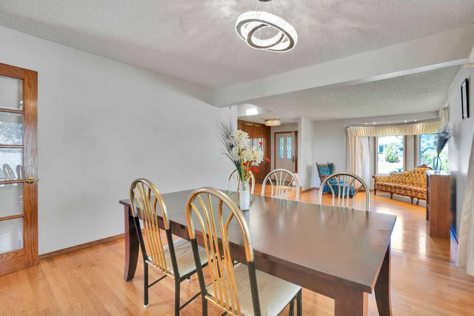 88 Edelweiss Drive NW