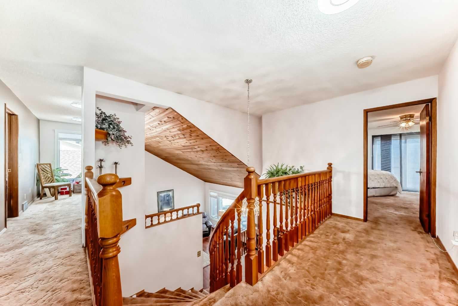 88 Castlefall Way NE