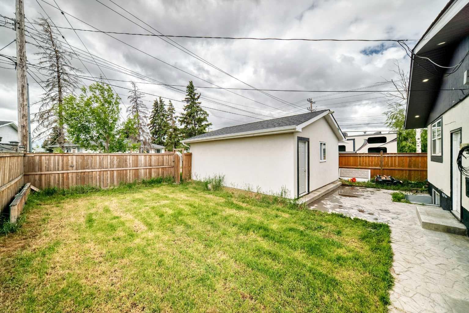 611 Penbrooke Road SE