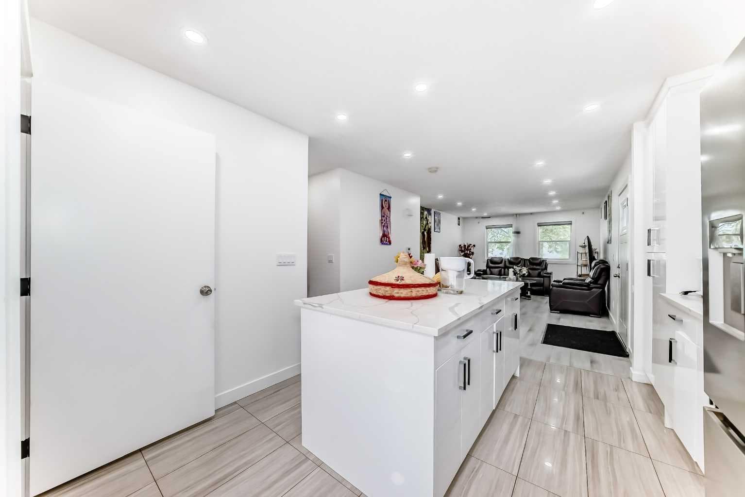 611 Penbrooke Road SE