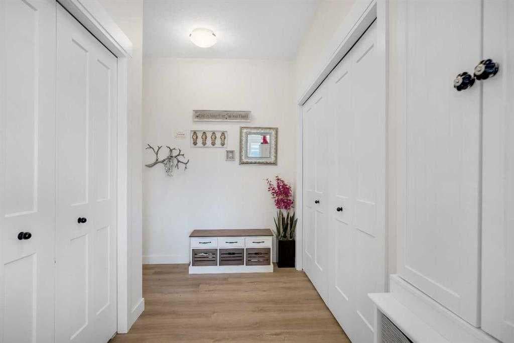 116, 10 Sage Hill  NW