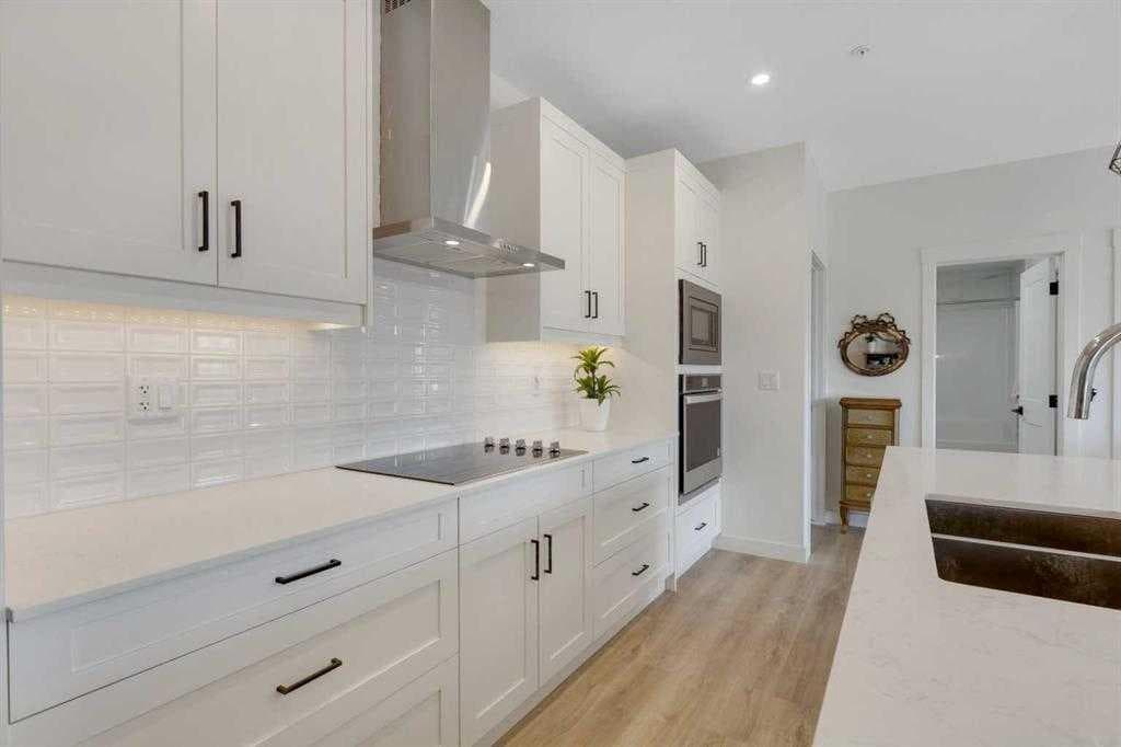 116, 10 Sage Hill  NW