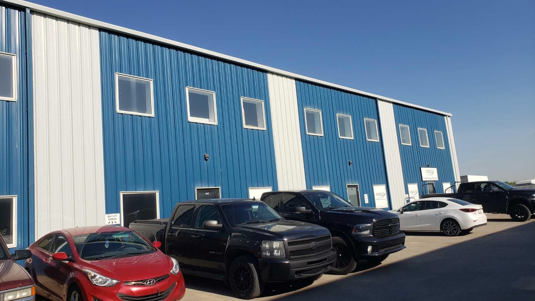 1177, 1185, 1193, 8800 Venture Avenue SE