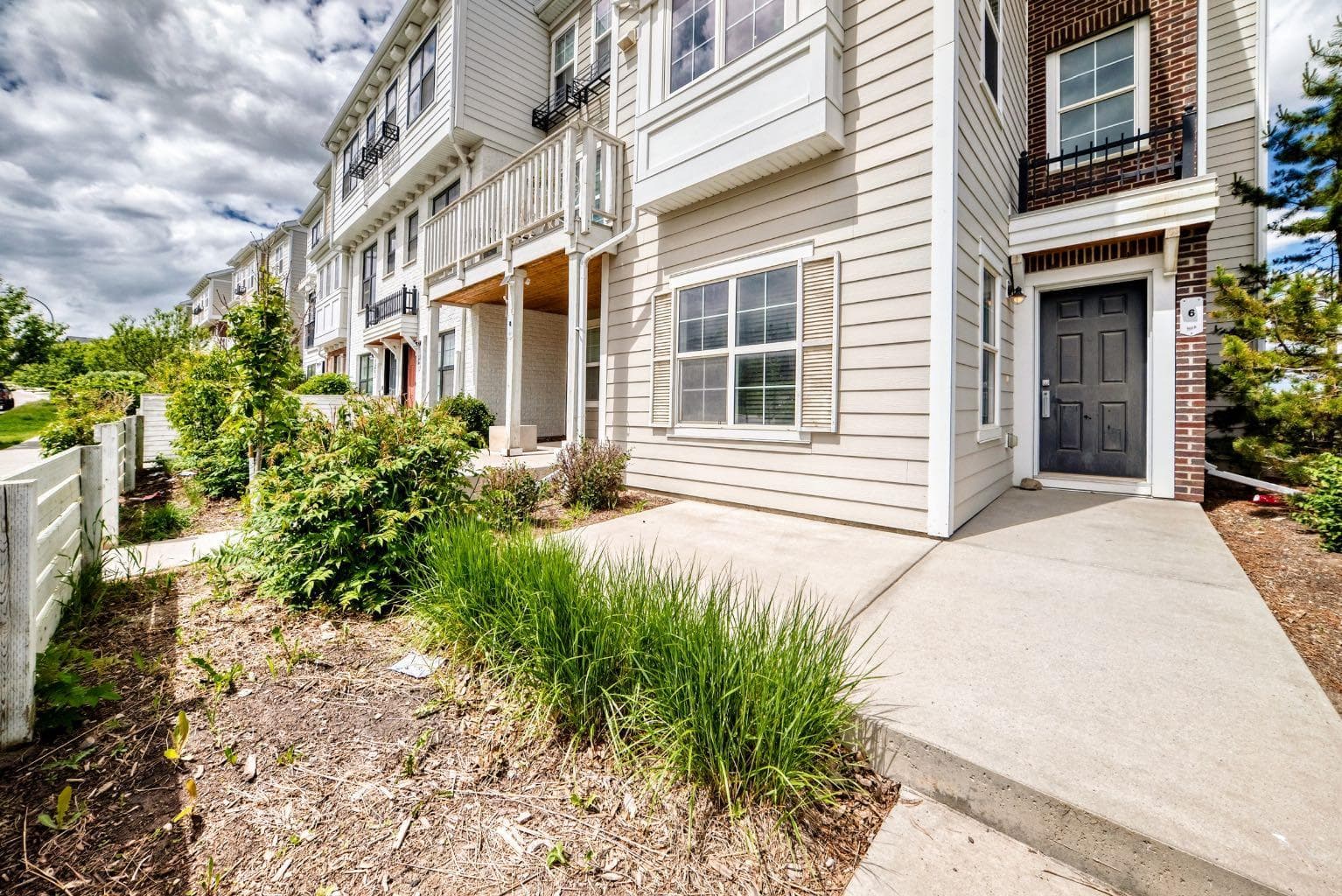 6 Nolan Hill Gate NW