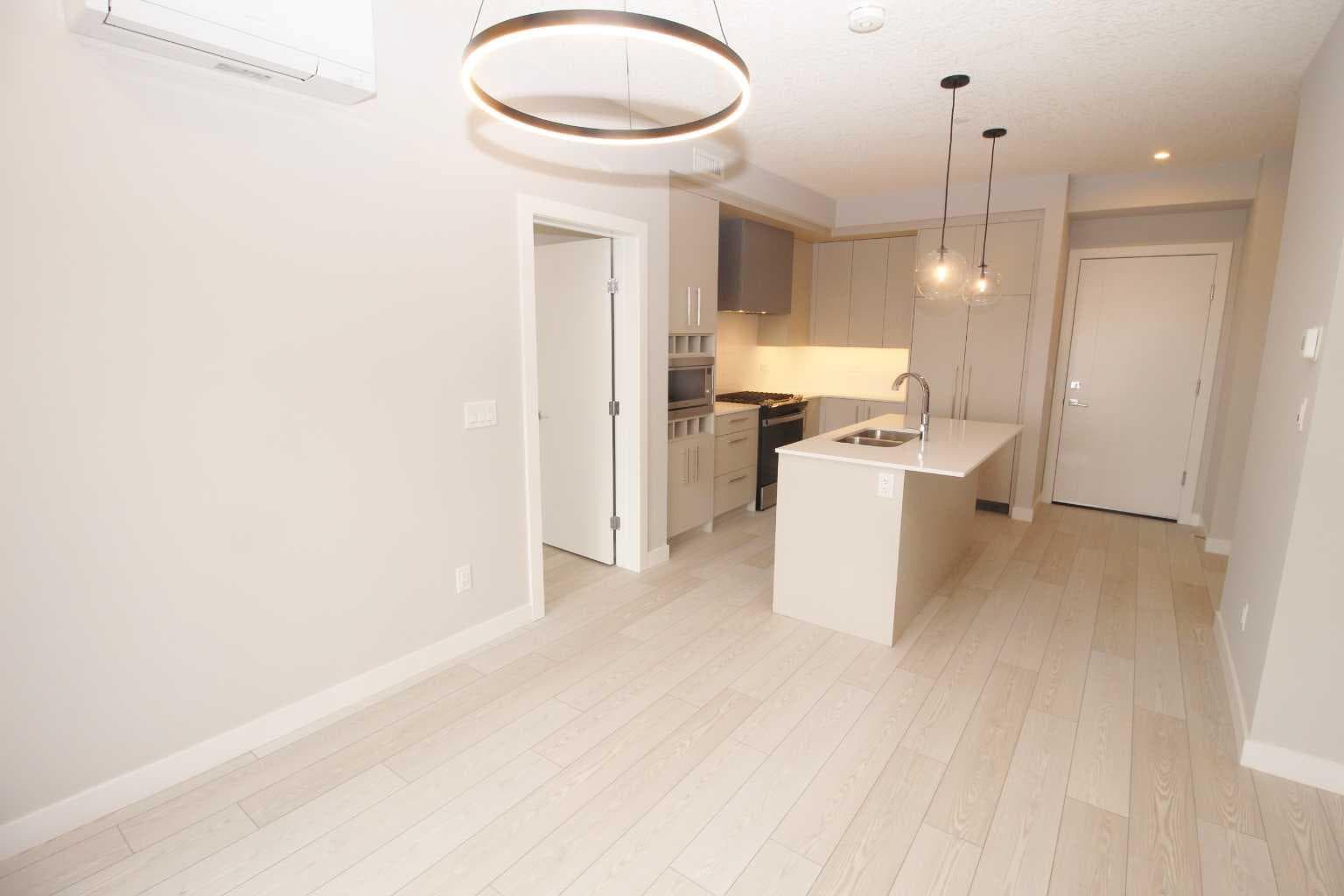 214, 8370 Broadcast Avenue SW