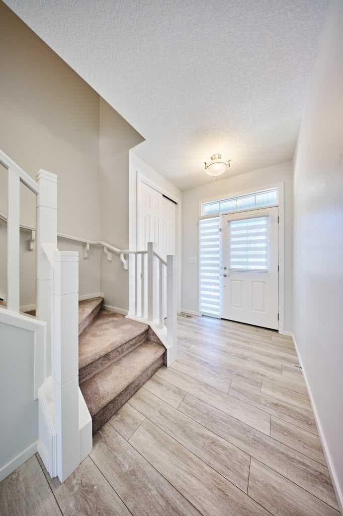 85 Yorkstone Heath SW