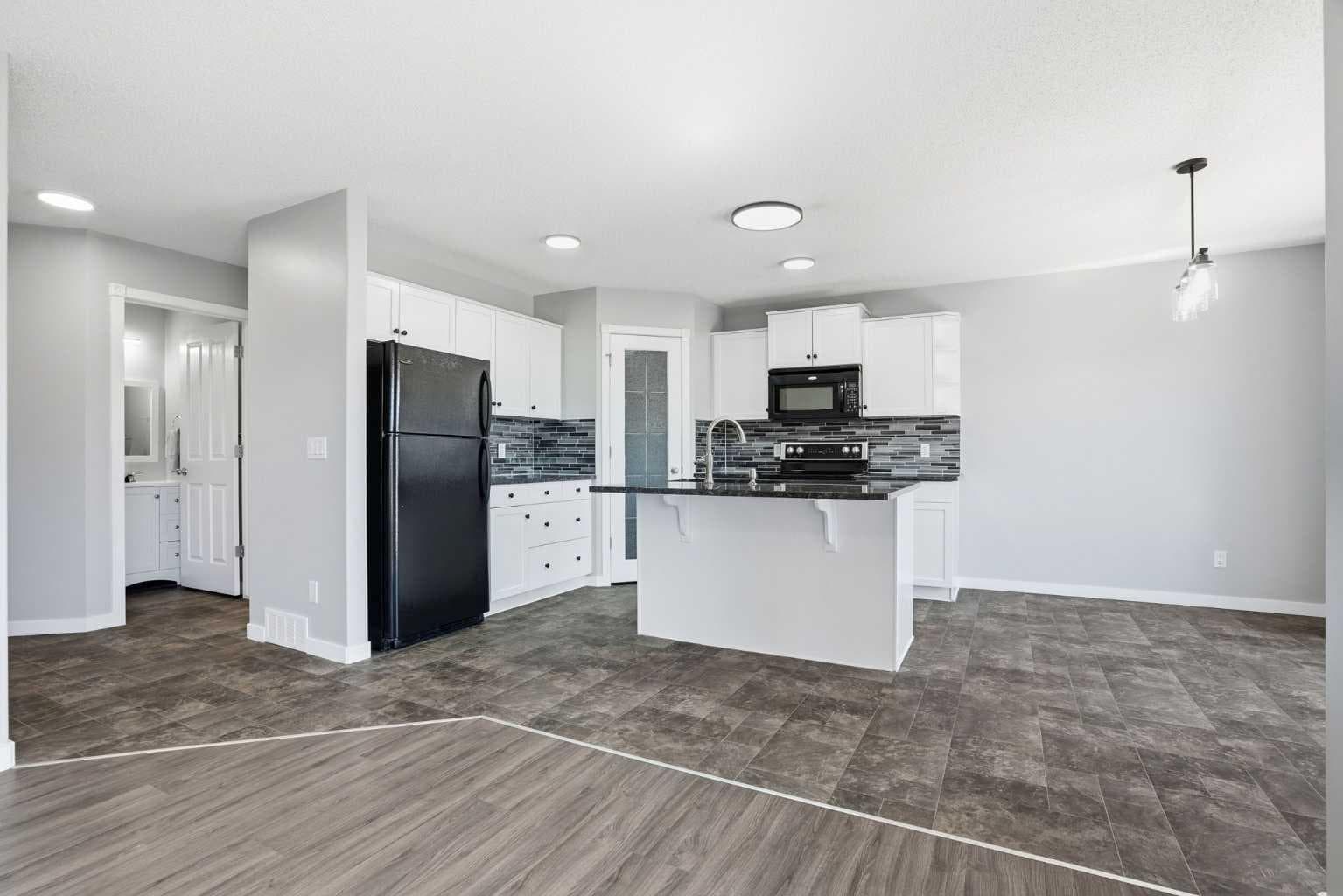 207 Sagewood Drive SW