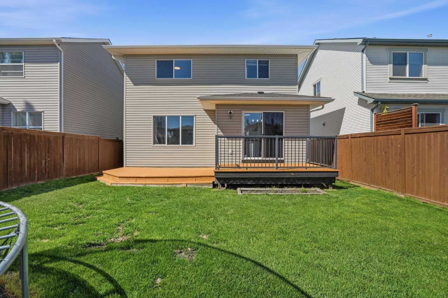 207 Sagewood Drive SW