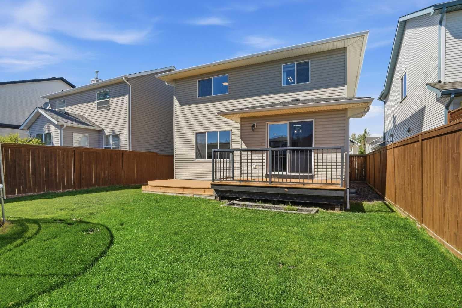 207 Sagewood Drive SW