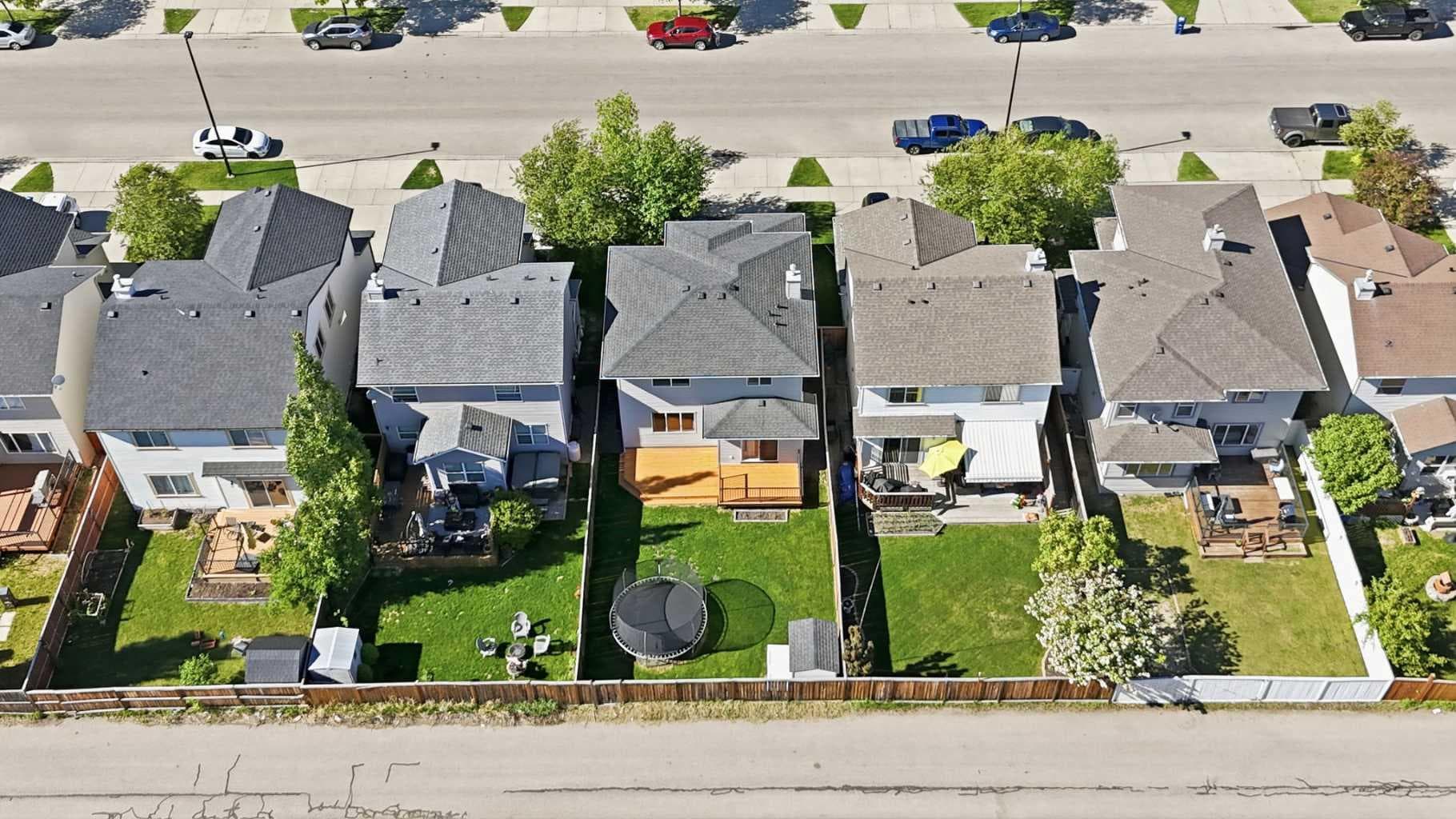 207 Sagewood Drive SW