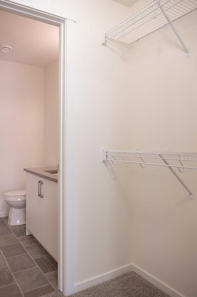 3105, 740 Legacy Village Road SE