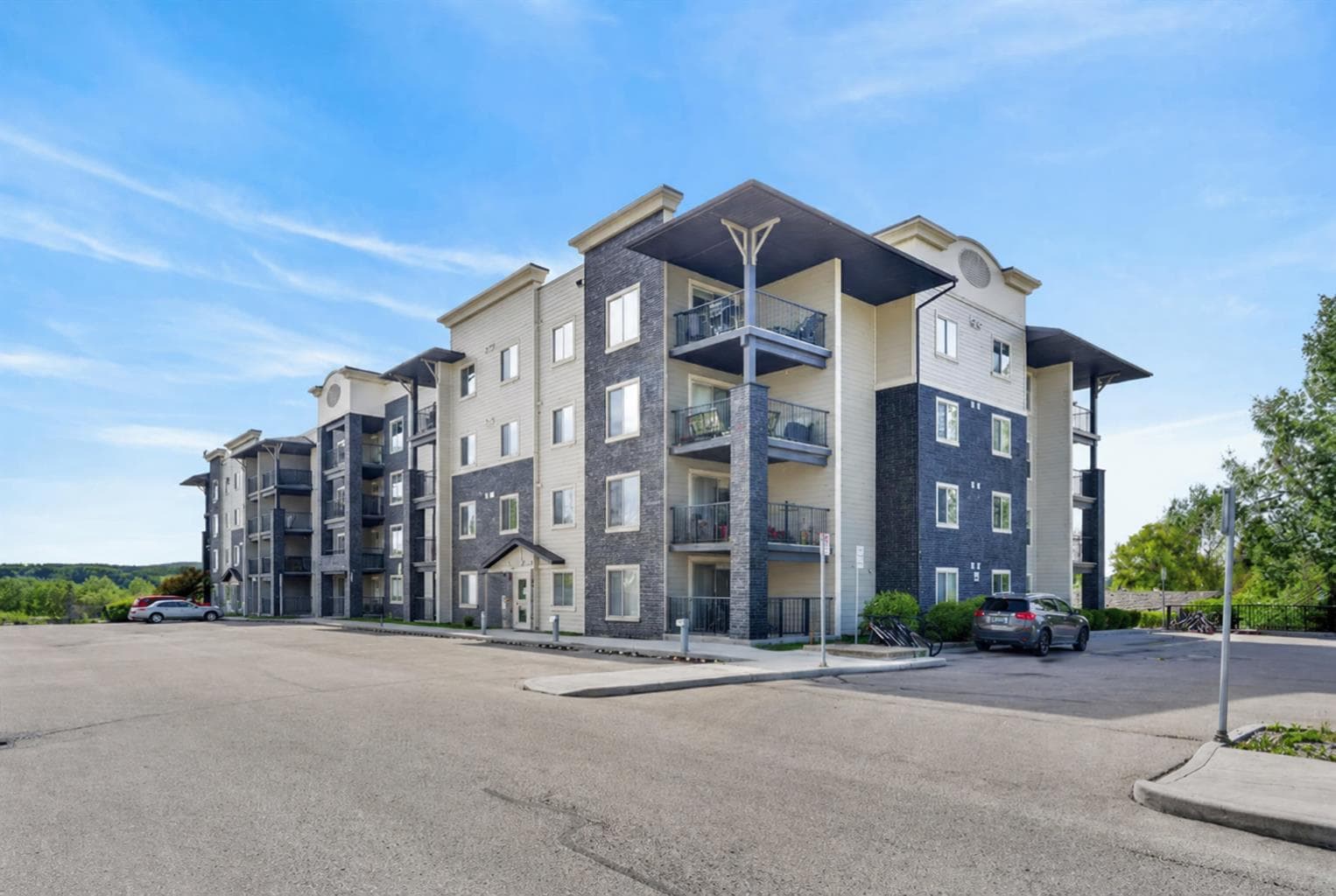 3310, 625 Glenbow Drive 