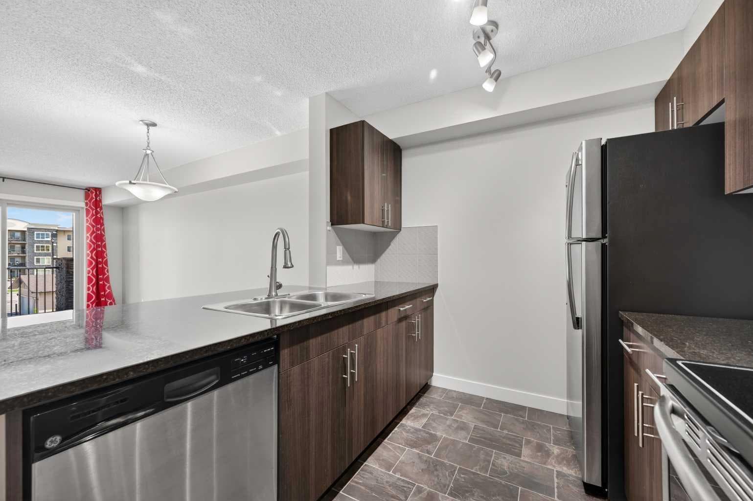3310, 625 Glenbow Drive 