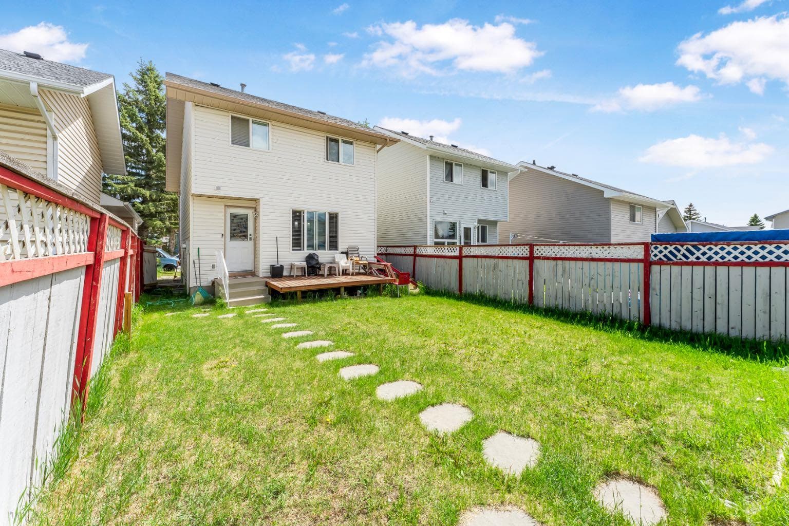 369 Martinwood Place NE