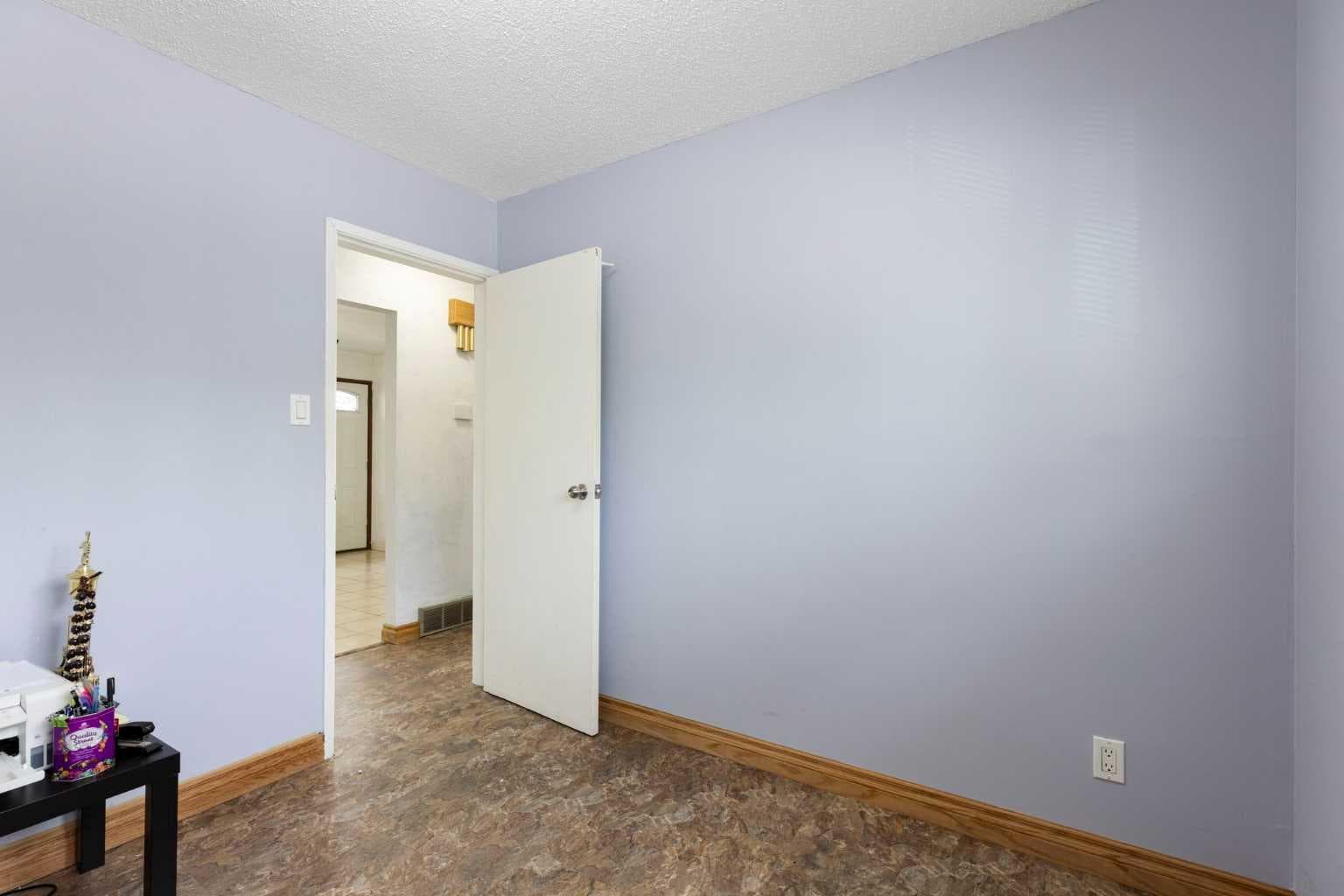 1016 Hunterdale Place NW