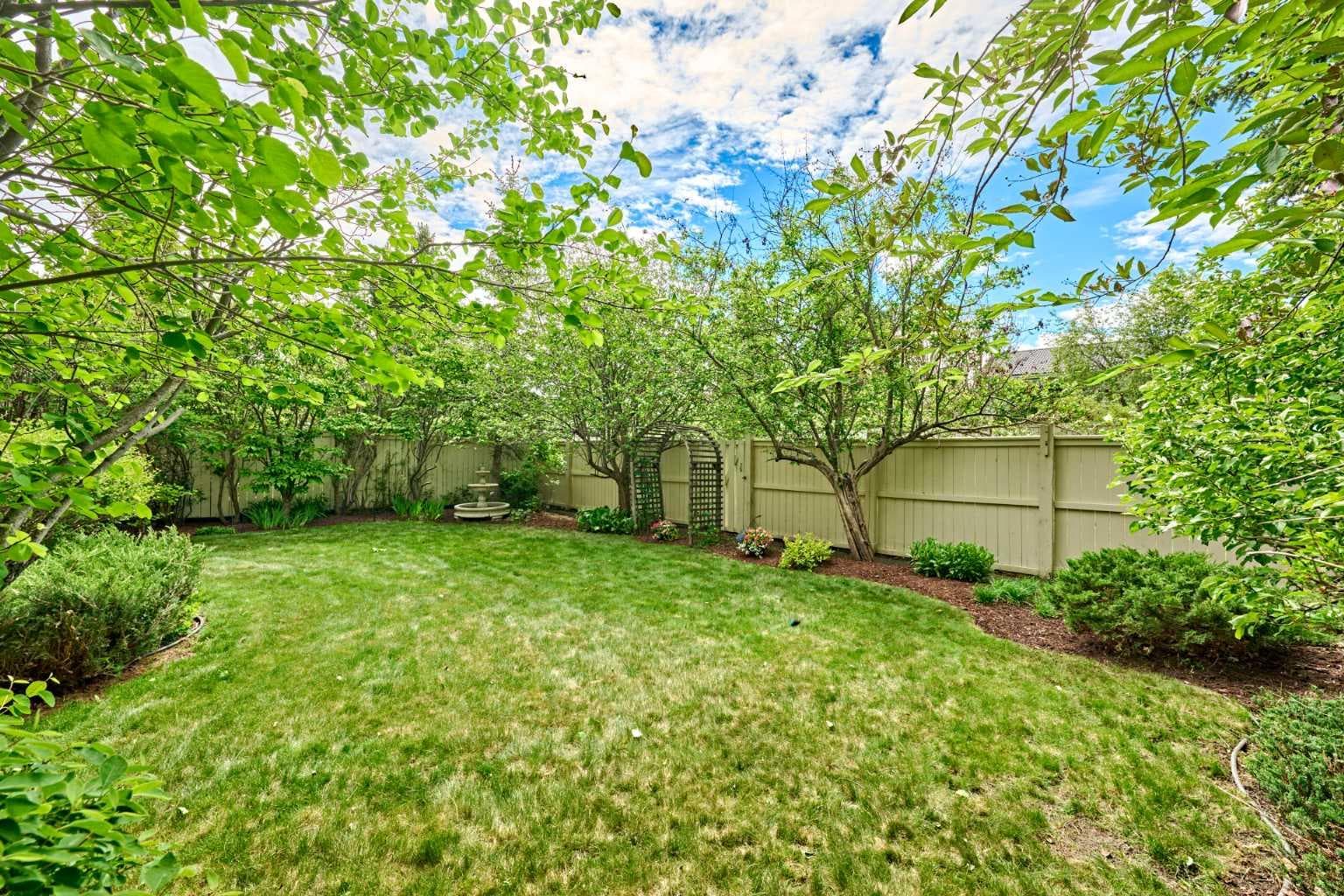 4057 Edgevalley Landing NW