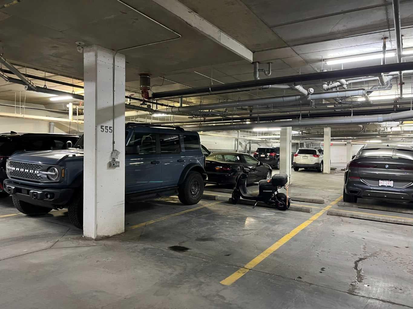 420, 30 Royal Oak Plaza NW