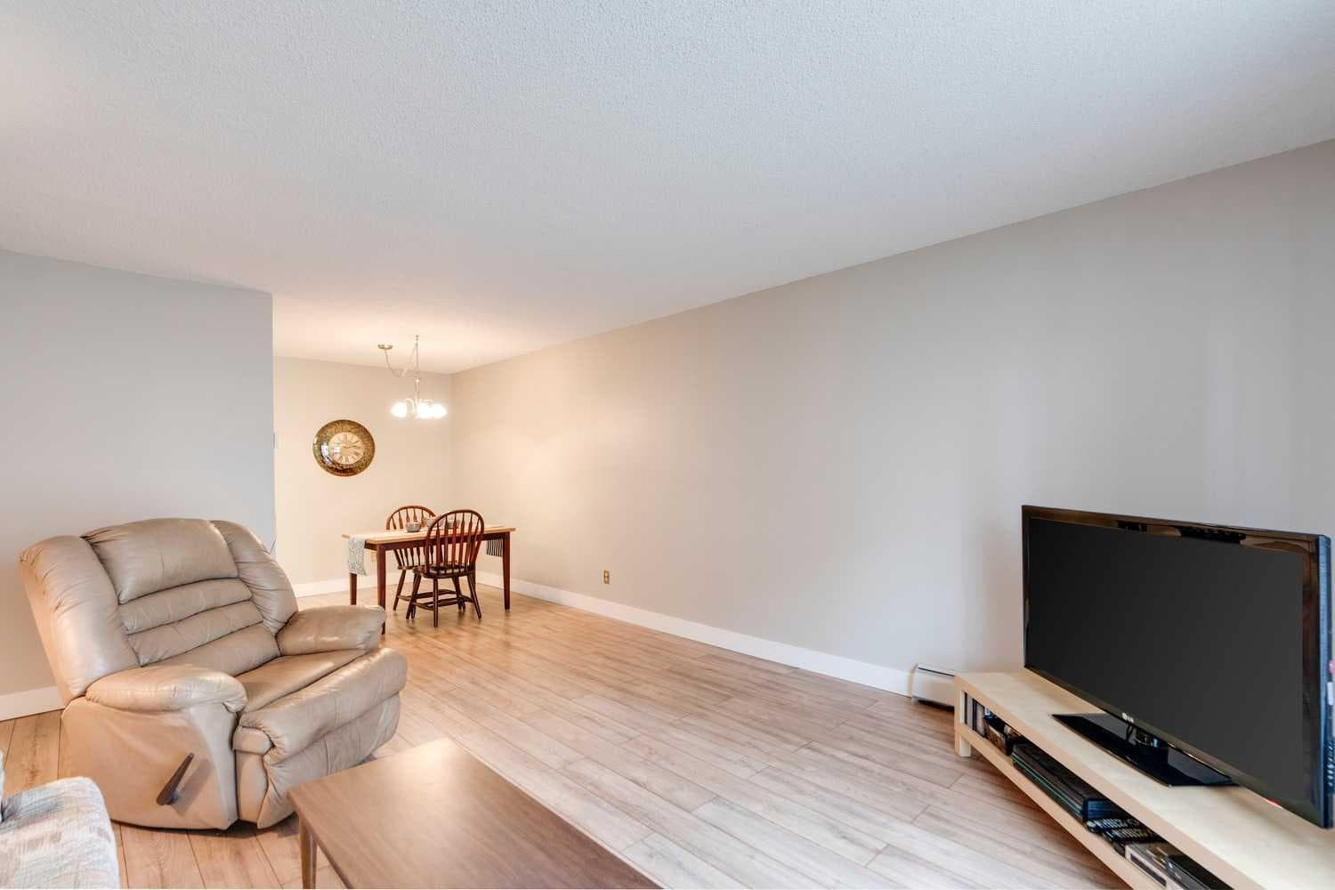 11A, 231 Heritage Drive SE