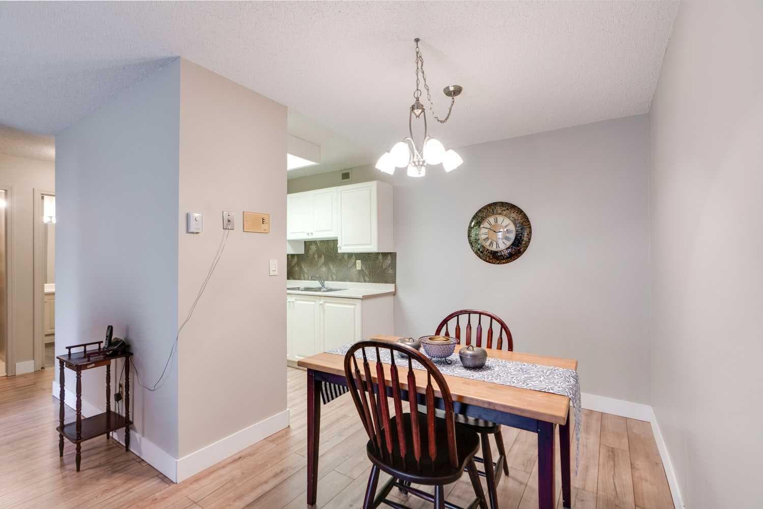 11A, 231 Heritage Drive SE
