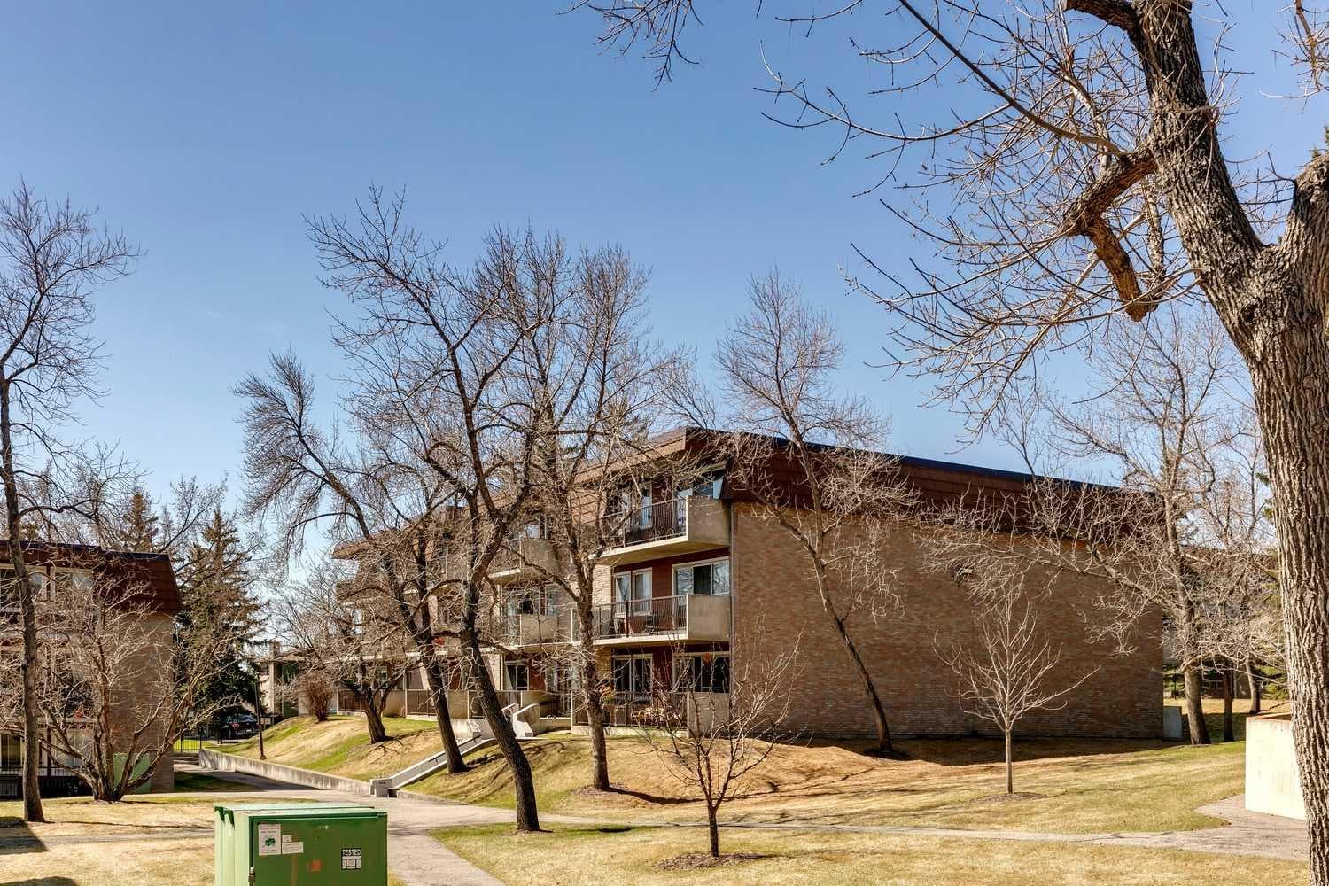 11A, 231 Heritage Drive SE
