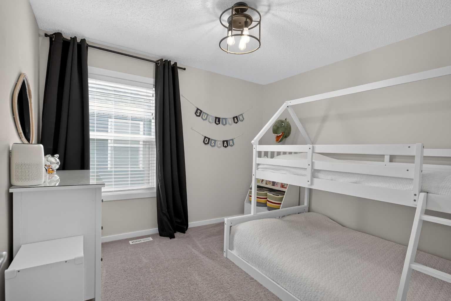 367 Mahogany Terrace SE