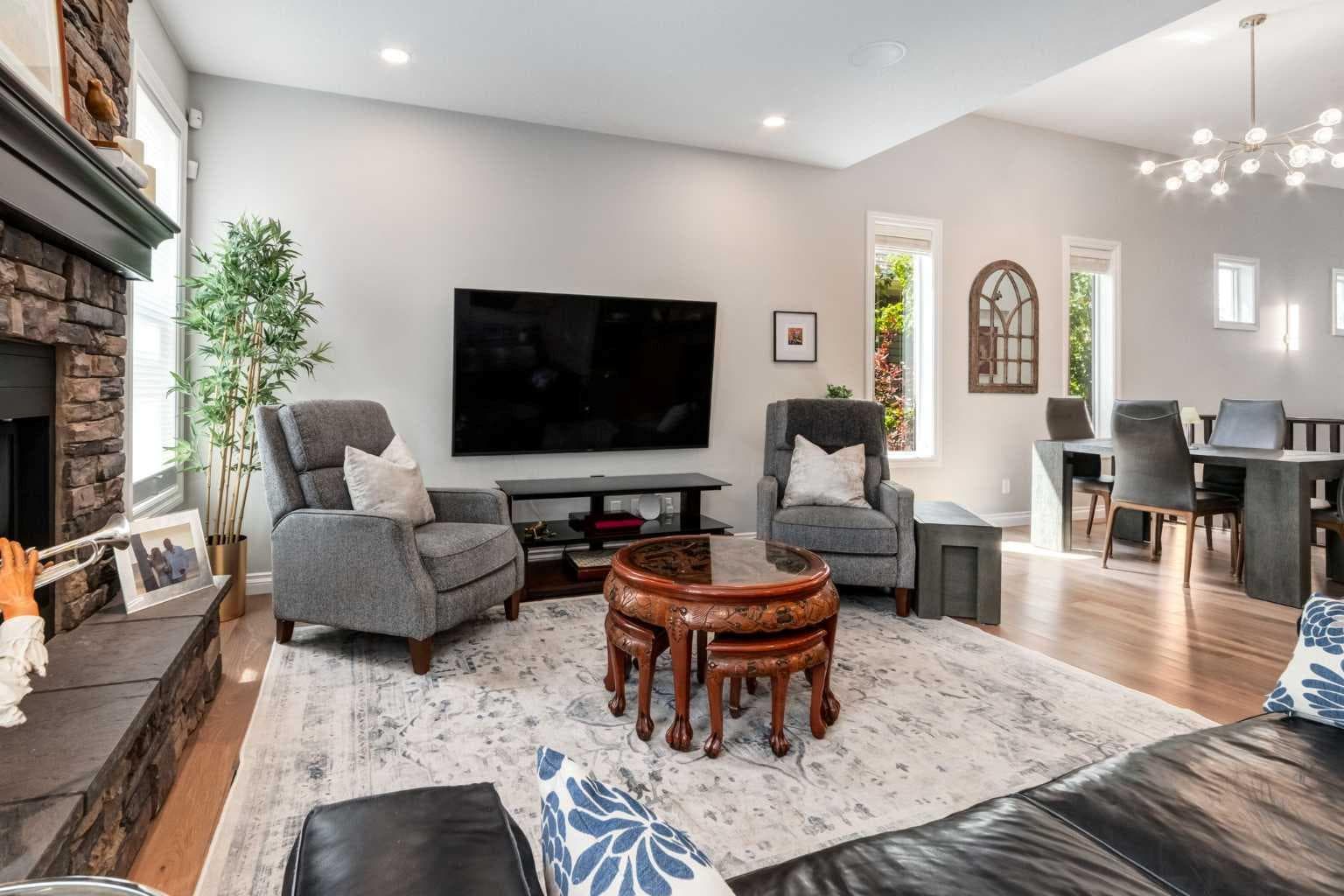 237 Aspenmere Circle 