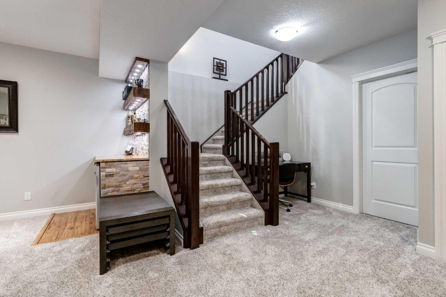 237 Aspenmere Circle 