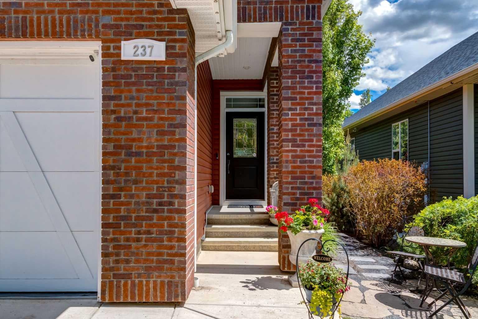 237 Aspenmere Circle 