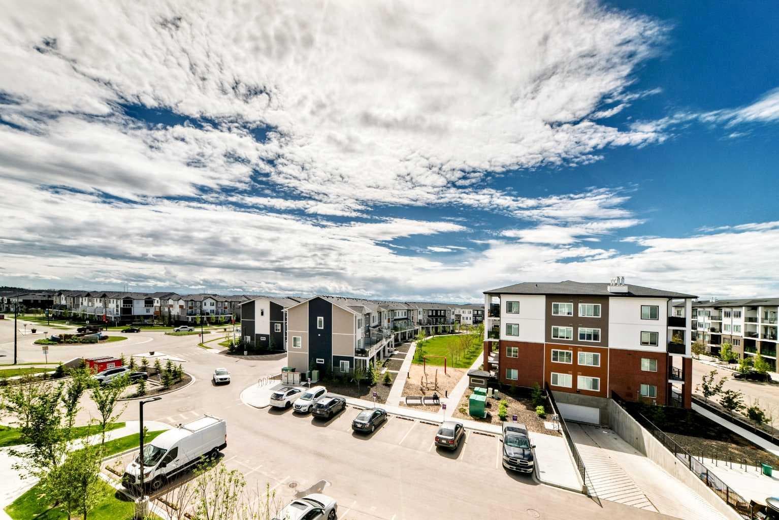 1406, 6 Merganser Drive West  